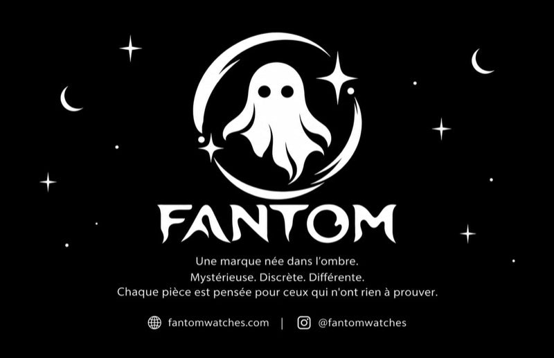Carte FANTOM, recto : le fantôme FANTOM entre une lune et des étoiles, et « Une marque née dans l’ombre. Mystérieuse. Discrète. Différente. Chaque pièce est pensée pour ceux qui n’ont rien à prouver. »
